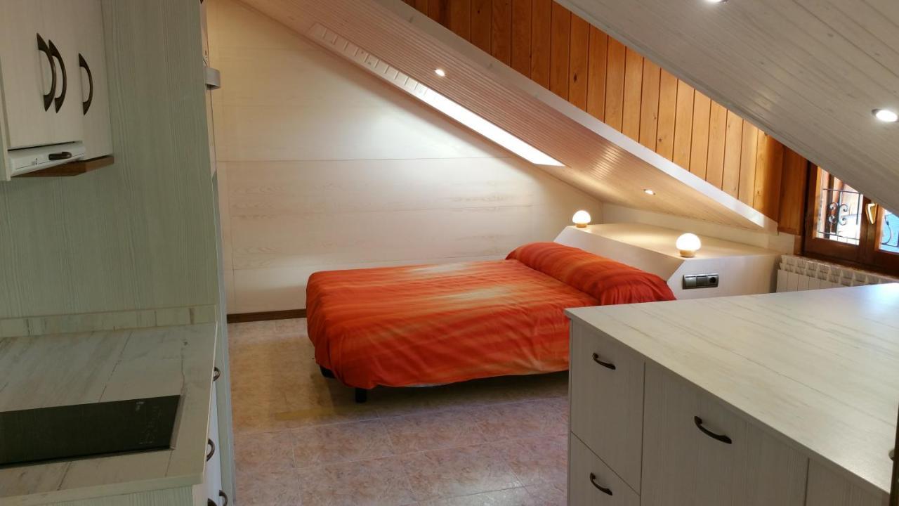 Apartamentos Casa Patro Трамакастилья-де-Тена Экстерьер фото